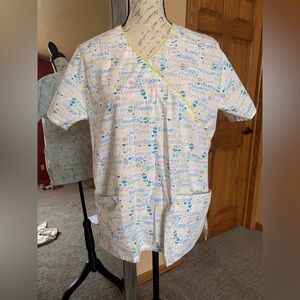 Lefrang Scrub Top, size S, Easter in fun spring colors.